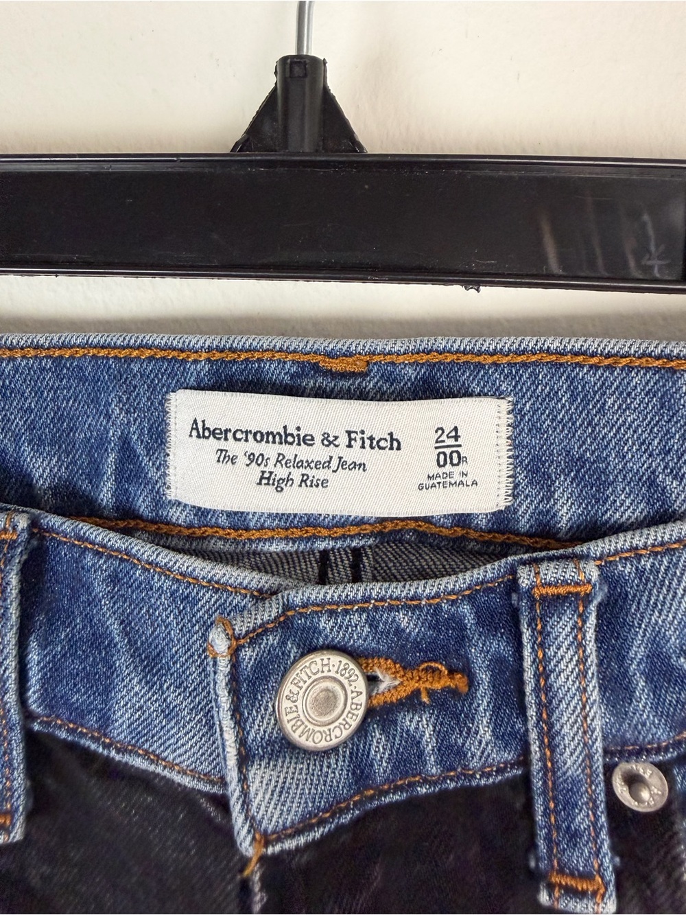Abercrombie & Fitch The 90s Relaxed High Rise Jeans Two Tone Black Blue Size 24 - Picture 5 of 7